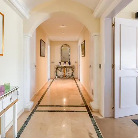 Apartment Penthouse Boutique Marbella